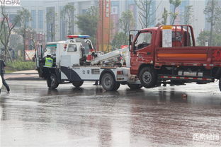 大安區(qū)2014年度道路危險(xiǎn)貨物運(yùn)輸暨校車(chē)安全事故應(yīng)急演練紀(jì)實(shí) 強(qiáng)化安全防線，守護(hù)生命之路